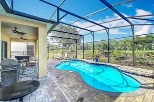 7748 Four Seasons Blvd, Kissimmee, FL 34747 - Photo 20