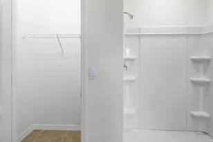 4497 Yaupon Holly Wy, Lakeland, FL 33811 - Photo 2