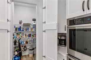 42368 W Cashew Ct, Eustis, FL 32736 - Photo 10