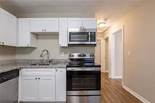 912 Magnolia Dr, Clearwater, FL 33756 - Photo 4