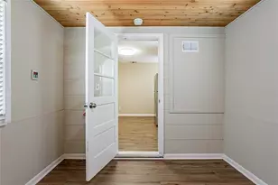 912 Magnolia Dr, Clearwater, FL 33756 - Photo 20