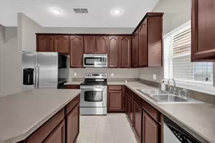 1730 Ribbon Falls Pkwy, Orlando, FL 32824 - Photo 4