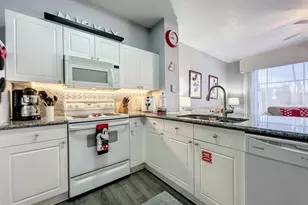 8110 Princess Palm Ln, Kissimmee, FL 34747 - Photo 14