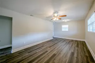 72 Campus View Dr, Orlando, FL 32810 - Photo 6