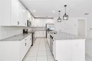 928 Avenal Ln, Davenport, FL 33837 - Photo 10