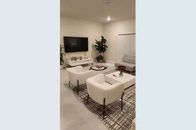 4762 Sparkling Shell Avenue, Kissimmee, FL 34746 - Photo 8