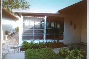 2011 N 61st St, Tampa, FL 33619 - Photo 10