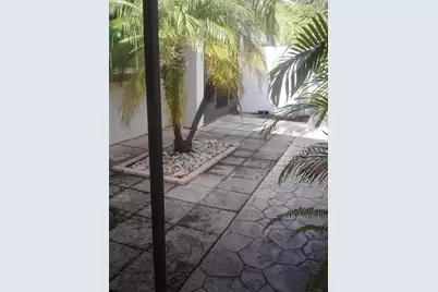 2011 N 61st Street, Tampa, FL 33619 - Photo 12