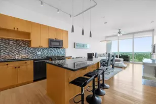 150 E Robinson St, Orlando, FL 32801 - Photo 10