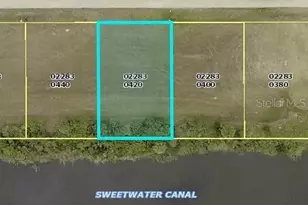 1810 NE 27th Terrace, Cape Coral, FL 33909 - Photo 2