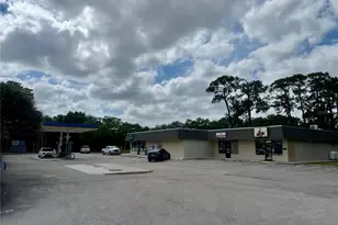 302 SW Tulip Blvd, Port Saint Lucie, FL 34953 - Photo 1