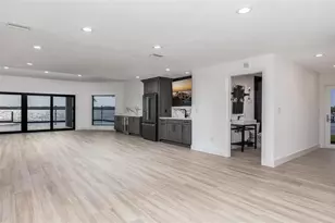 3310 Sunset Dr N, Saint Petersburg, FL 33710 - Photo 44