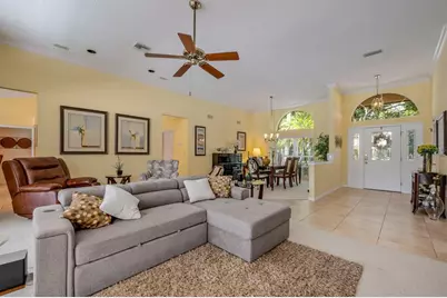 8202 Shadow Pine Way, Sarasota, FL 34238 - Photo 14