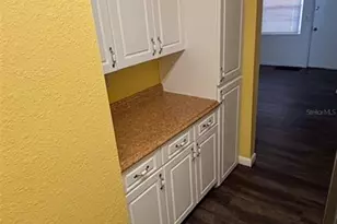 710 Ridenhour Cir, Orlando, FL 32809 - Photo 4