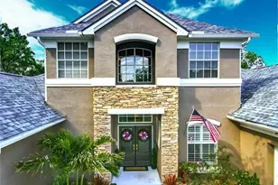 3008 Sutton Woods Dr, Plant City, FL 33566 - Photo 4