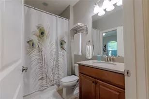 8251 Varenna Dr, Sarasota, FL 34231 - Photo 14