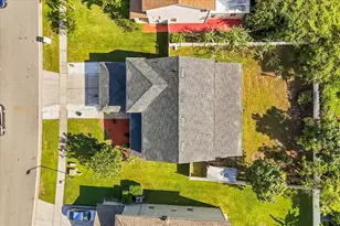 2530 Baykal Dr, Kissimmee, FL 34746 - Photo 4