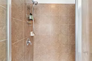 15210 Montesino Dr, Orlando, FL 32828 - Photo 8