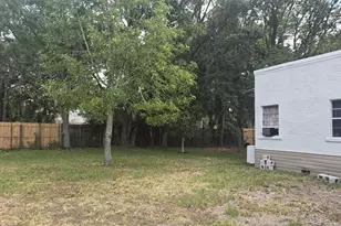 412 Bay St NW, Fort Meade, FL 33841 - Photo 14