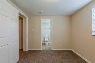 4812 N 37th St, Tampa, FL 33610 - Photo 12