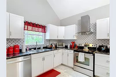 511 E Mirror Lake Drive, Fruitland Park, FL 34731 - Photo 24