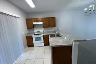 514 Wilton Cir, Sanford, FL 32773 - Photo 6