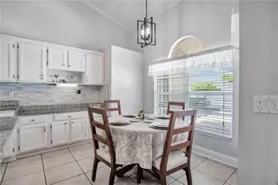 1040 Big Oaks Blvd, Oviedo, FL 32765 - Photo 8