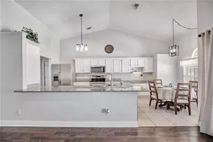 1040 Big Oaks Blvd, Oviedo, FL 32765 - Photo 4