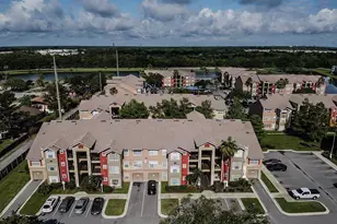 2208 Antigua Pl, Kissimmee, FL 34741 - Photo 2