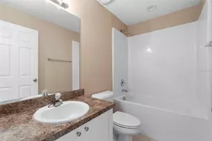 2104 E Parkton Dr, Deltona, FL 32725 - Photo 20