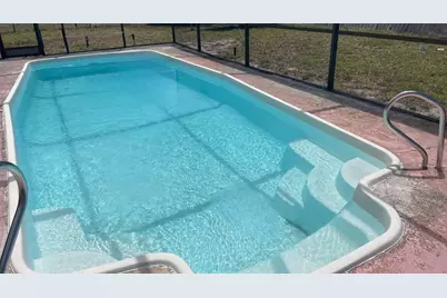 2580 68th Avenue S, Saint Petersburg, FL 33712 - Photo 2