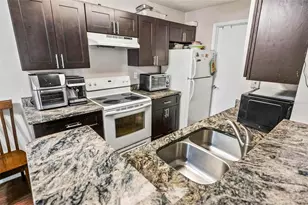 2501 Grassy Point Dr, Lake Mary, FL 32746 - Photo 16