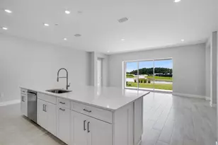 5652 Nevis Ter, Kissimmee, FL 34758 - Photo 2