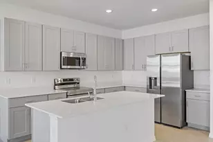 519 Silver Palm Dr, Haines City, FL 33844 - Photo 2