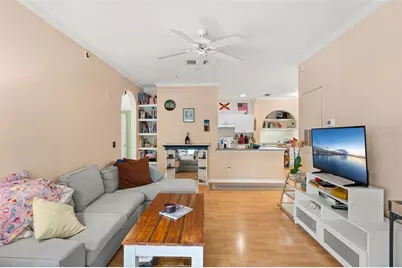 860 N Orange Avenue #323, Orlando, FL 32801 - Photo 12