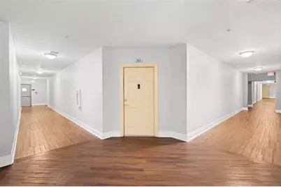 860 N Orange Avenue #323, Orlando, FL 32801 - Photo 4