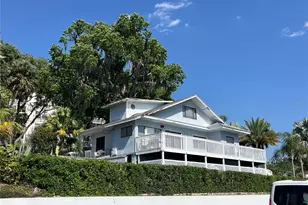 629 Helen St, Mount Dora, FL 32757 - Photo 2