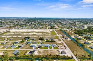 1013 NE 44th St, Cape Coral, FL 33909 - Photo 12