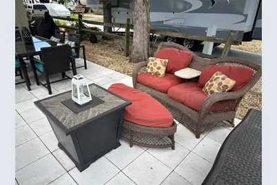 2826 NE 104th Avenue, Silver Springs, FL 34488 - Photo 2