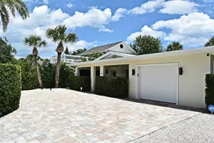 507 N Peninsula Ave, New Smyrna Beach, FL 32169 - Photo 2