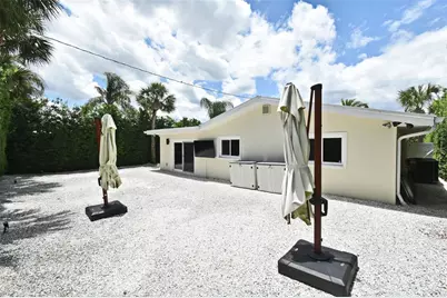 507 N Peninsula Avenue, New Smyrna Beach, FL 32169 - Photo 38