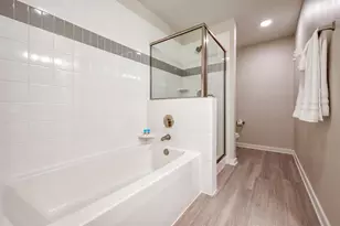 4013 Breakview Dr, Orlando, FL 32819 - Photo 18