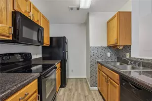 6088 Westgate Dr, Orlando, FL 32835 - Photo 6