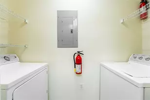 5447 Vineland Rd, Orlando, FL 32811 - Photo 12