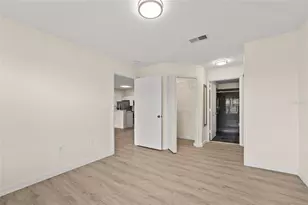 5447 Vineland Rd, Orlando, FL 32811 - Photo 16