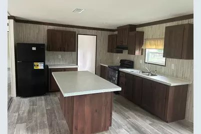 106 Algonquin Street, Satsuma, FL 32189 - Photo 2