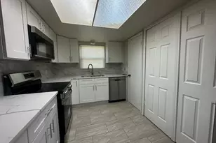 9908 Sweepstakes Ln, Orlando, FL 32837 - Photo 4