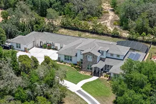 20199 Sweetwood Ln, Clermont, FL 34715 - Photo 2