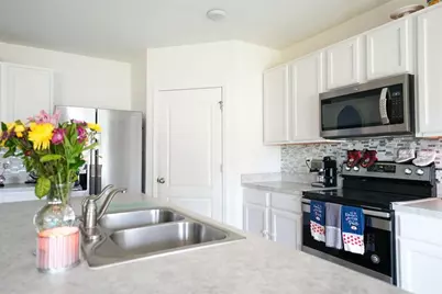 2752 Grand Central Avenue, Tavares, FL 32778 - Photo 12