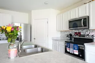 2752 Grand Central Ave, Tavares, FL 32778 - Photo 12